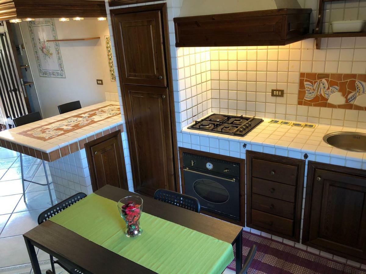 Adele'S Apartment - Mulinia Residence Acireale Luaran gambar